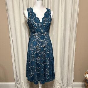PattyBoutik Teal Lace V-Neck Midi Dress